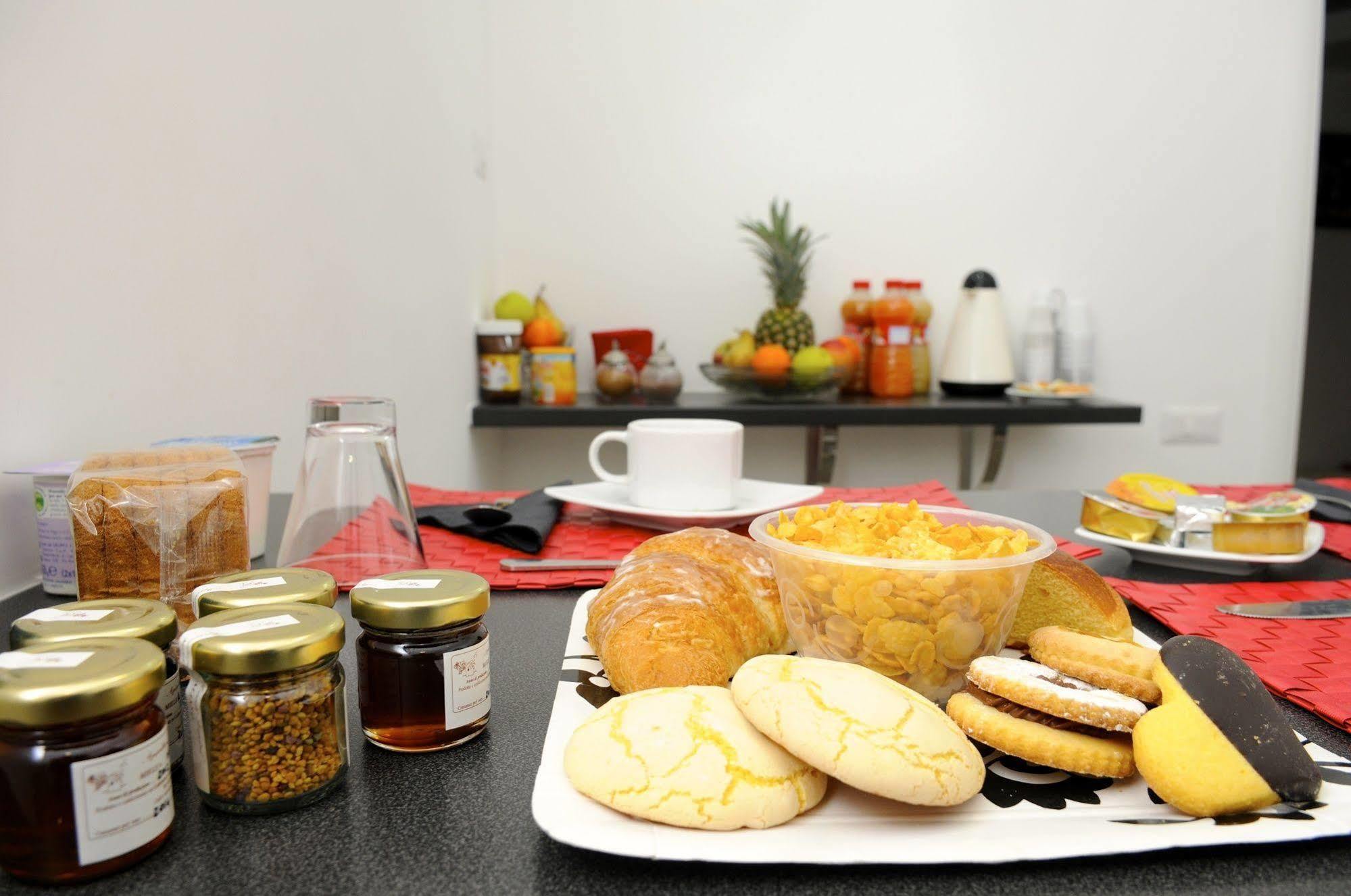 Bed and Breakfast Magic Rainbow Segni Экстерьер фото